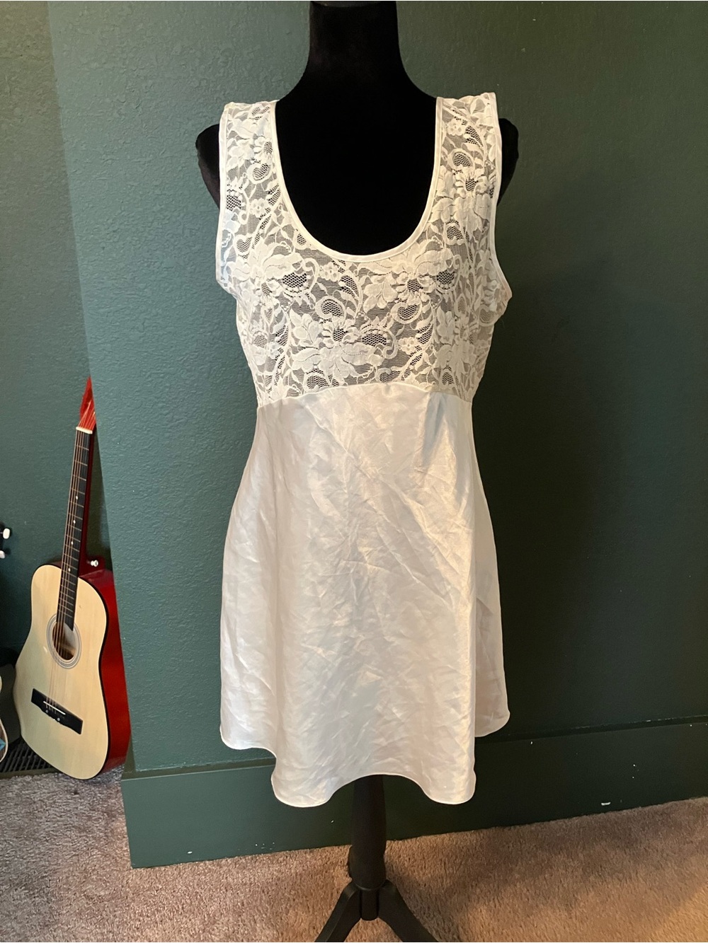 Victoria's Secret White Lace Bodice Sleep Chemise slip